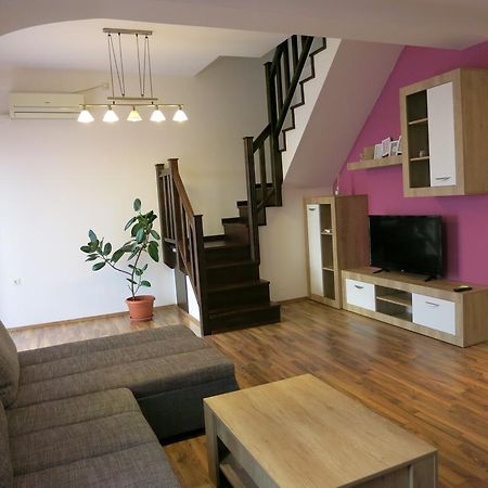 Penthouse Apartament Nufarul Oradea Exteriér fotografie