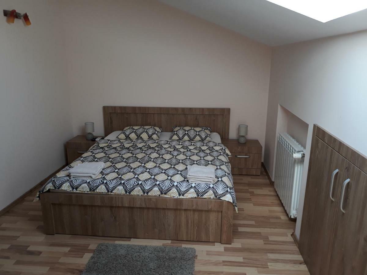 Penthouse Apartament Nufarul Oradea Exteriér fotografie